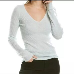 Vince 100% Cashmere V-neck Mint Sweater - Large